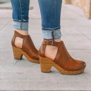 Free People Style Clogs